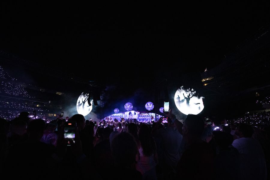 Wide hot of the stage