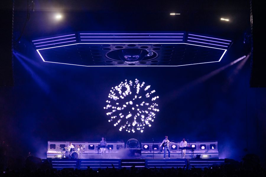 Shot of gooey performed live on stage