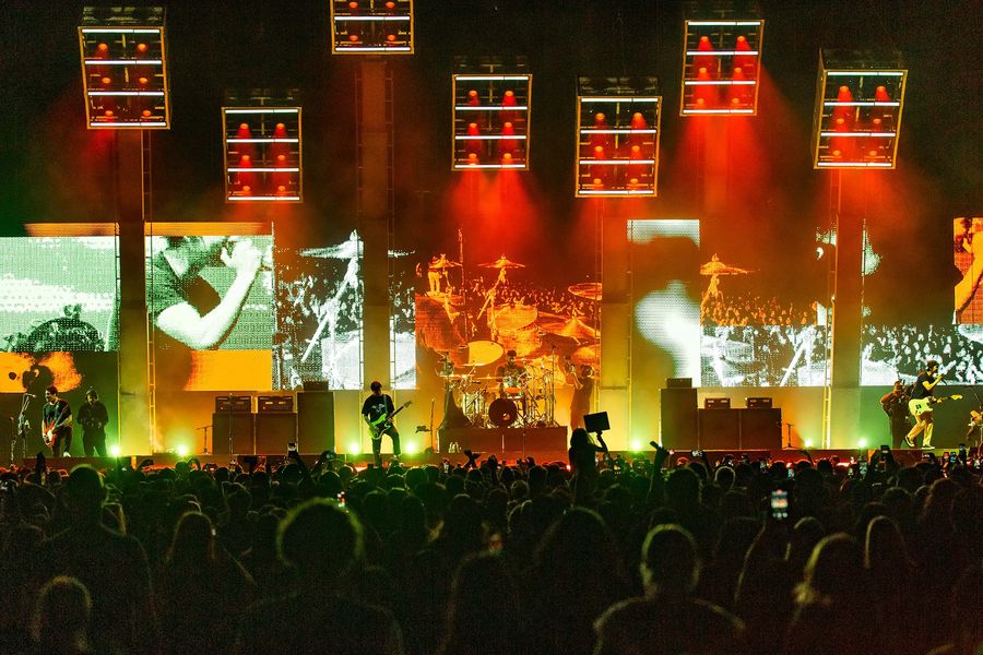 the 5 screens showing messed up and fragmented multiple live camera feeds in yellows and reds